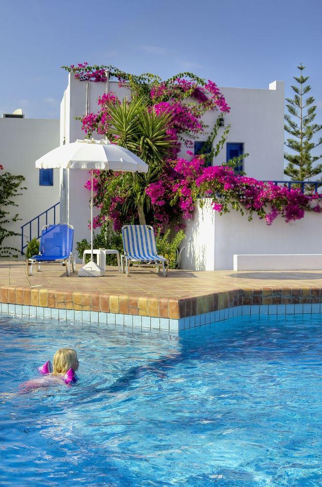 Aparthotel Sirius 2*