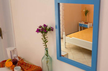 Guest house Drosia - Chic & Classic Rooms
