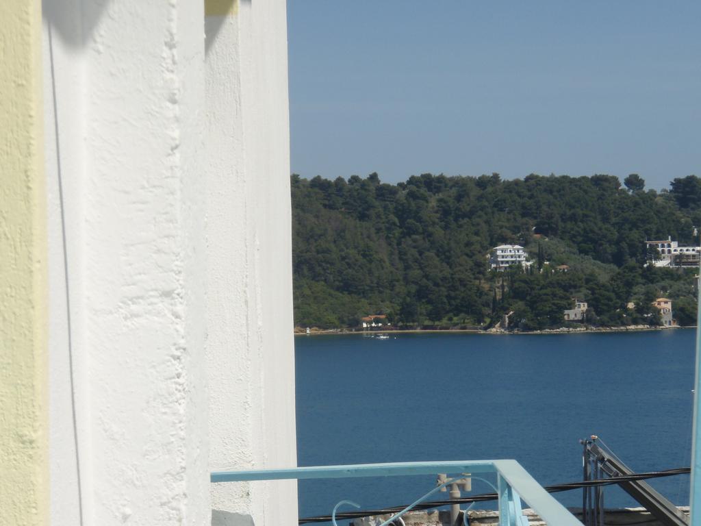 Agnantema Portside Guest house