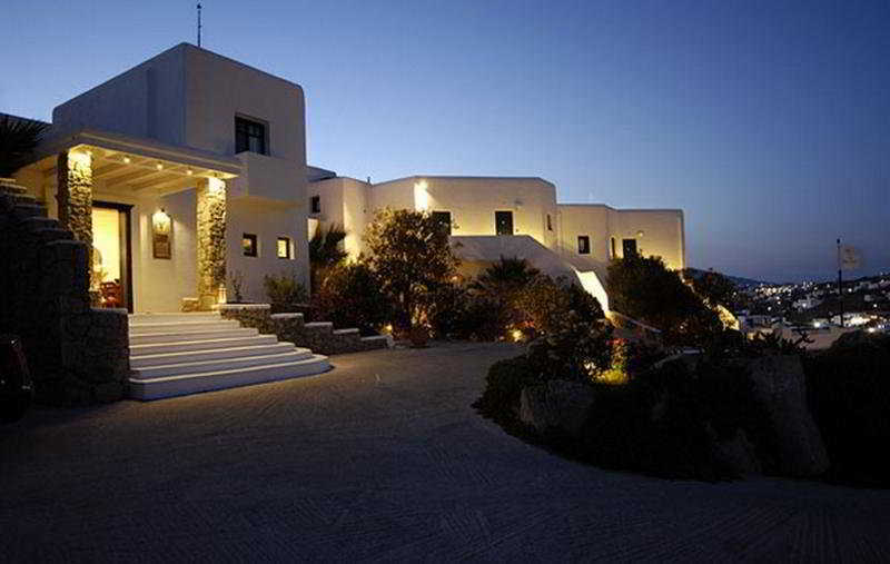 Tharroe Of Mykonos Boutique
