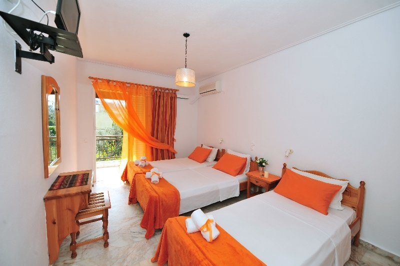 Filoxenia Skiathos Town
