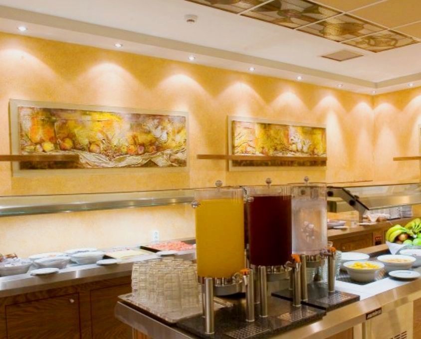 Crystal Hotel