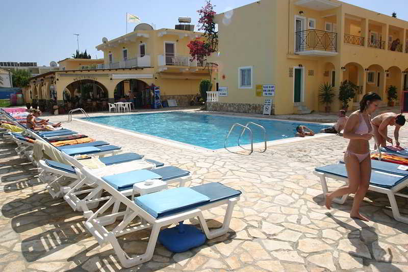Lemon Grove And Aparthotel 2*