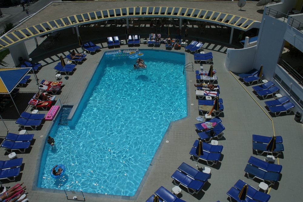 Hotel Kris Mari 3*