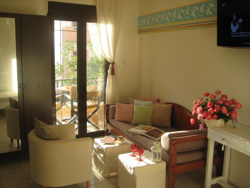 Rozmari And Apartment Agia Galini (Crete)