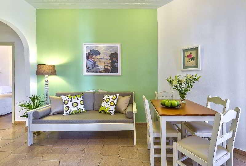 Agrimia Aparthotel 2*
