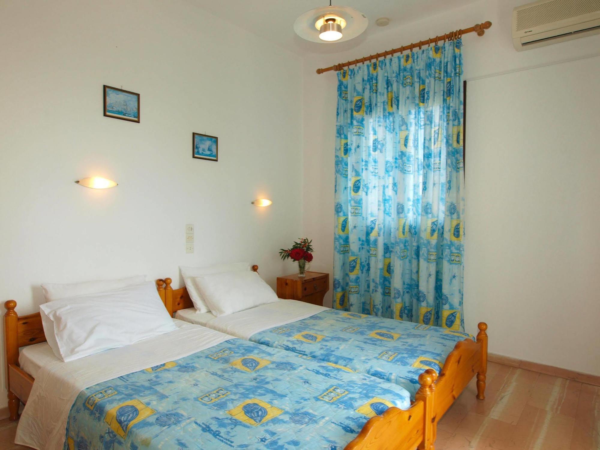 Nicolas And Aparthotel Megali Ammos (Skiathos)