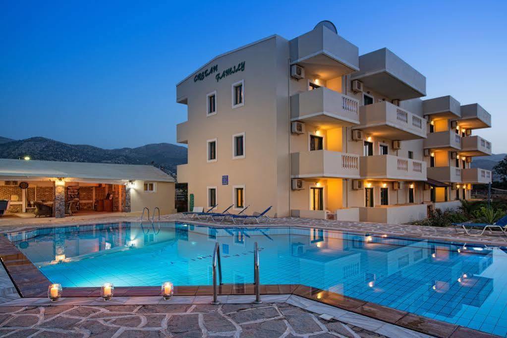 Cretan Family Malia (Crete)