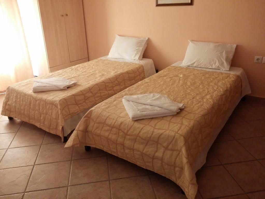 Alexandra's House 2*