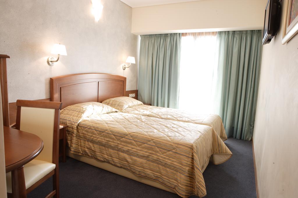 Crystal Hotel 3*