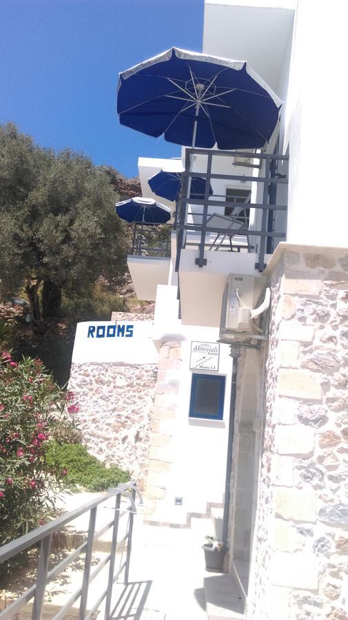 John Akroyiali Hotel 3*