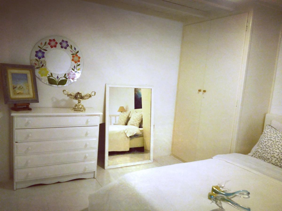Infinity Mykonos Suites 2*