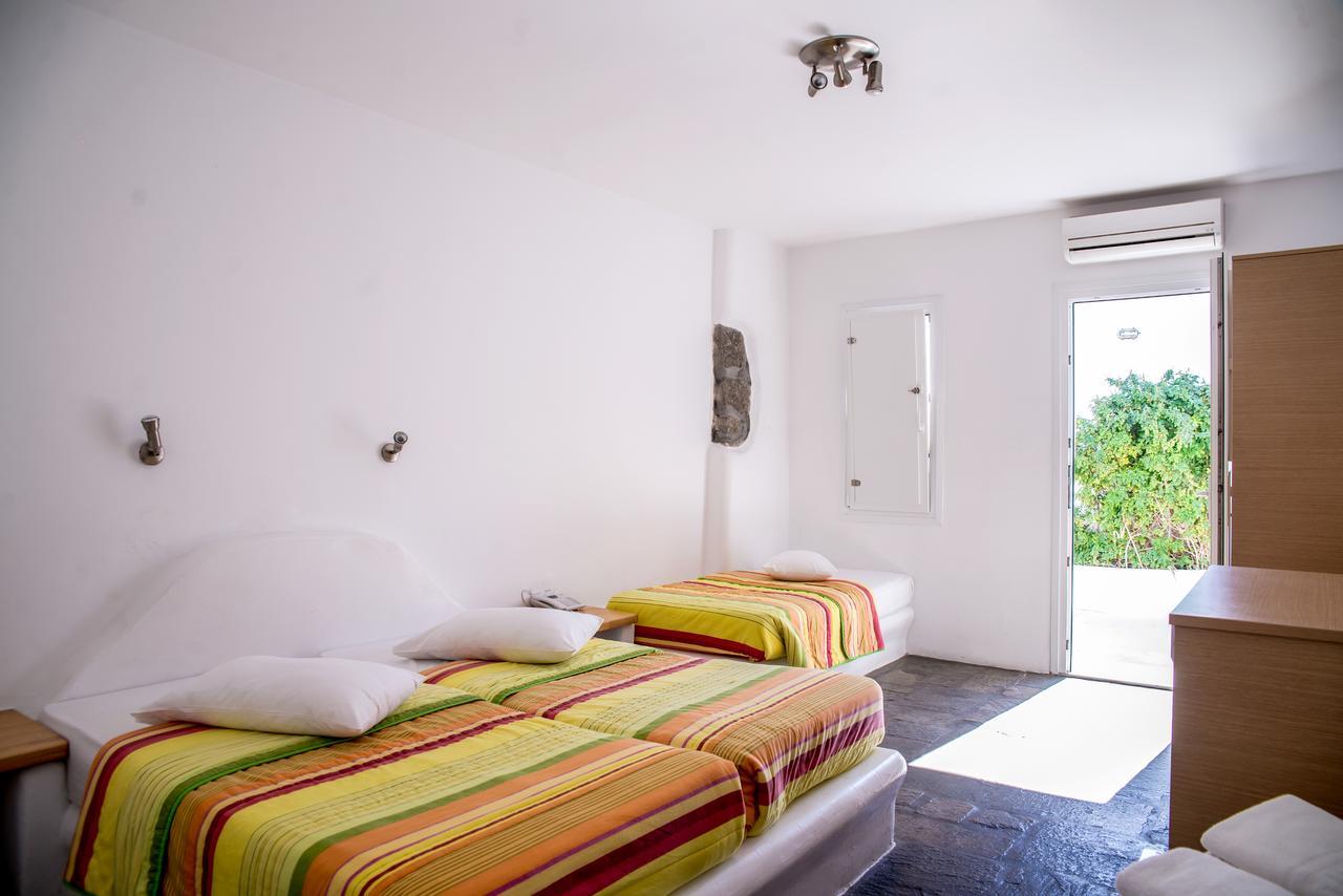 Paradise Hotel 2*