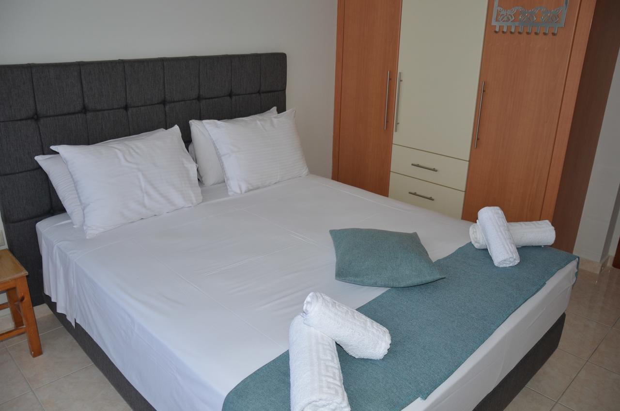 Aparthotel Platoni Elite