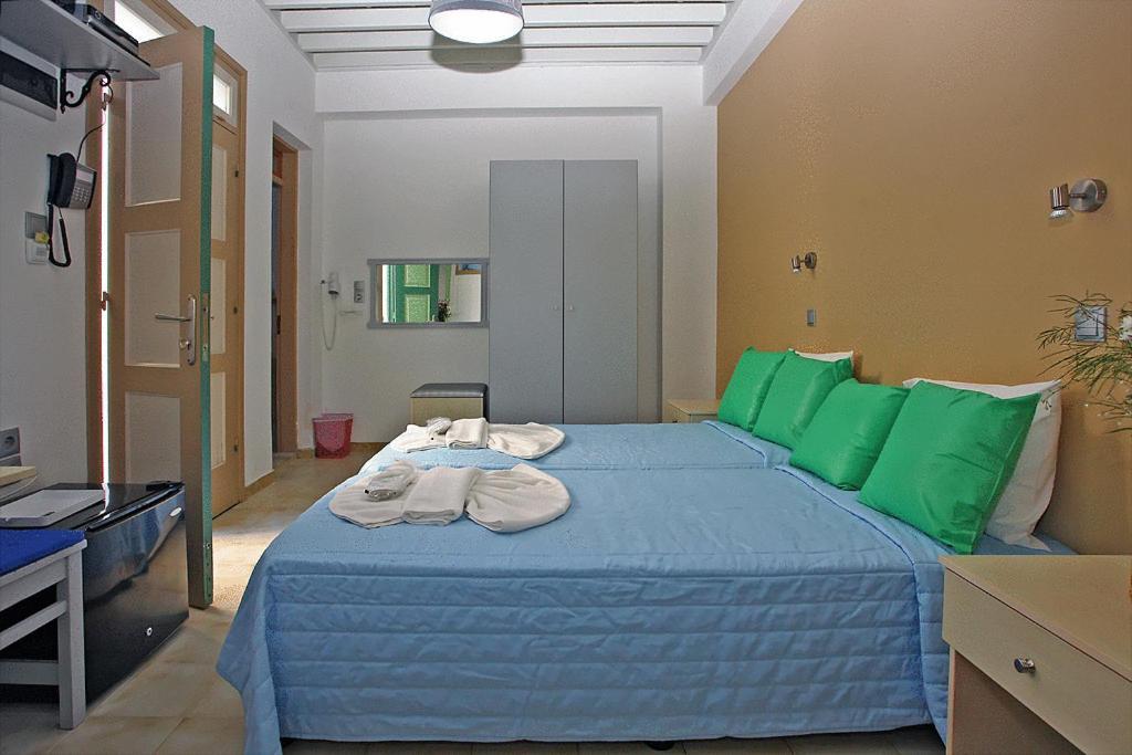 Aparthotel Xenones 3*