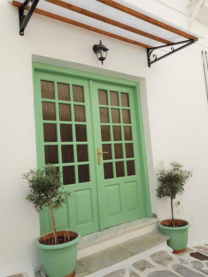 Sokaki Guest house 2*