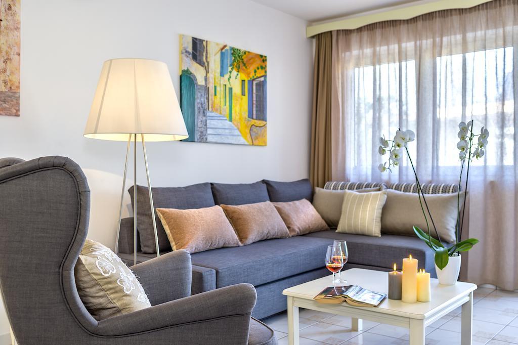 Aparthotel Agrimia