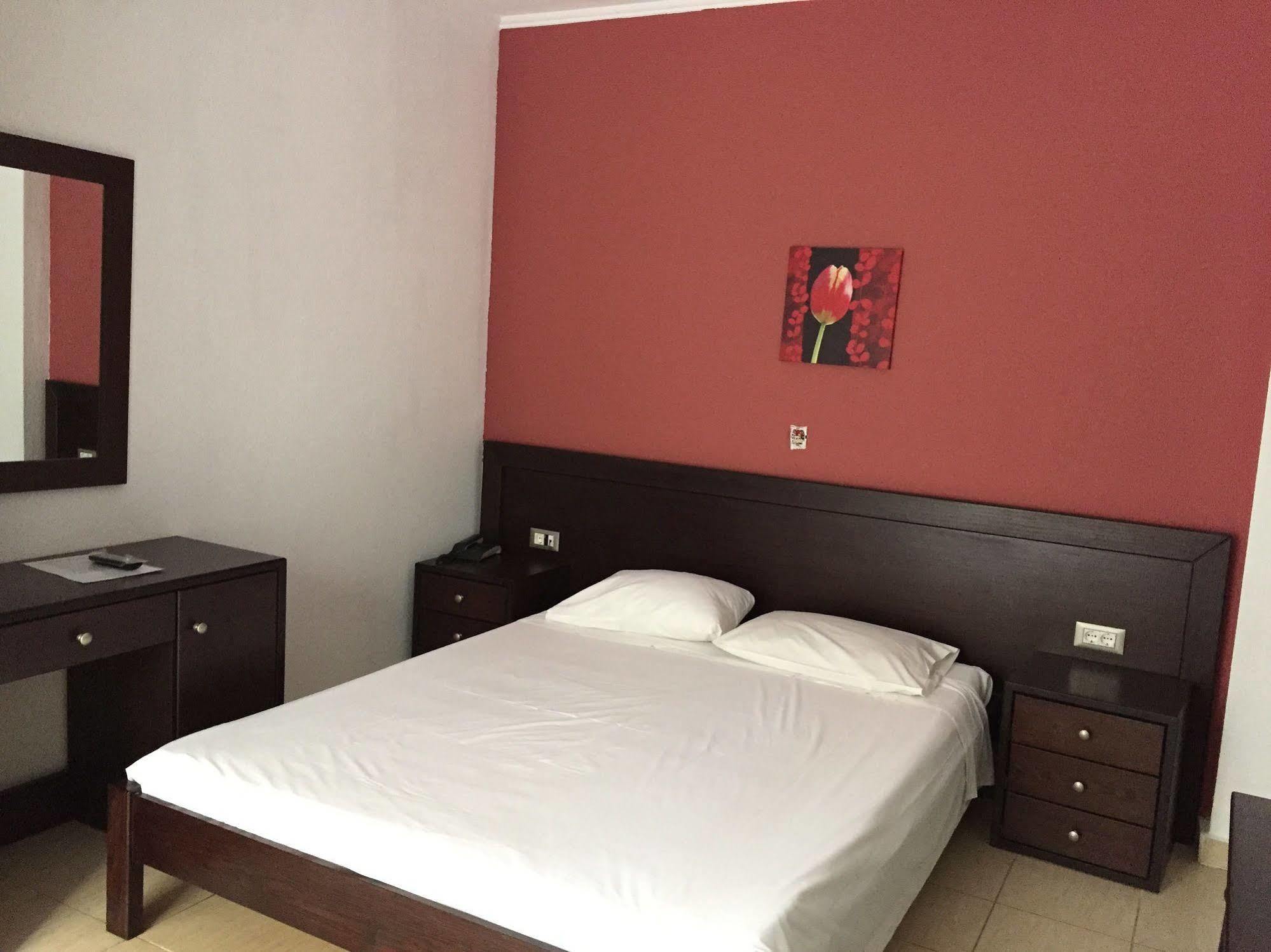 Comfort Rhodes City