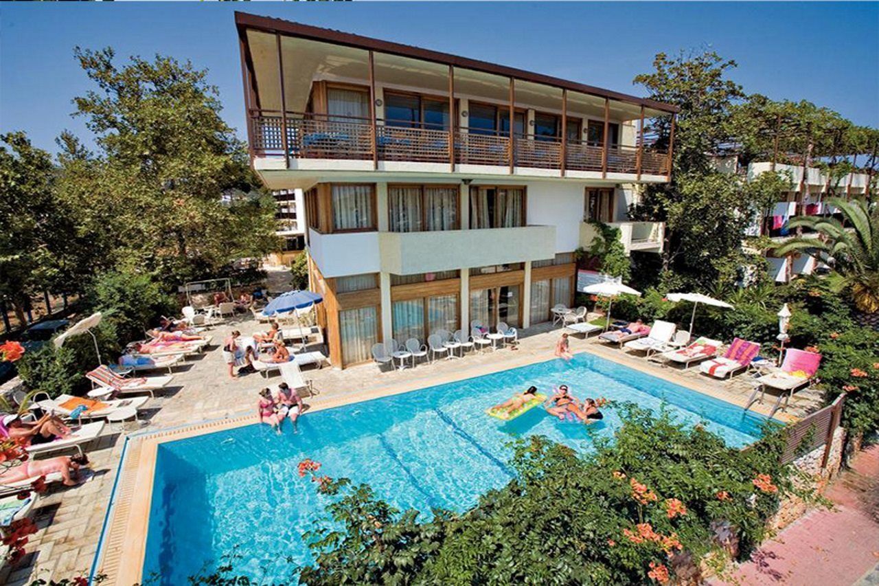 Alkyon Skiathos Town