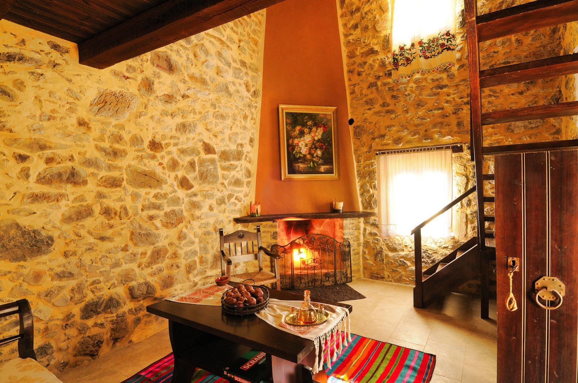 Thalori Traditional Ecotourism Village Kapetaniana
