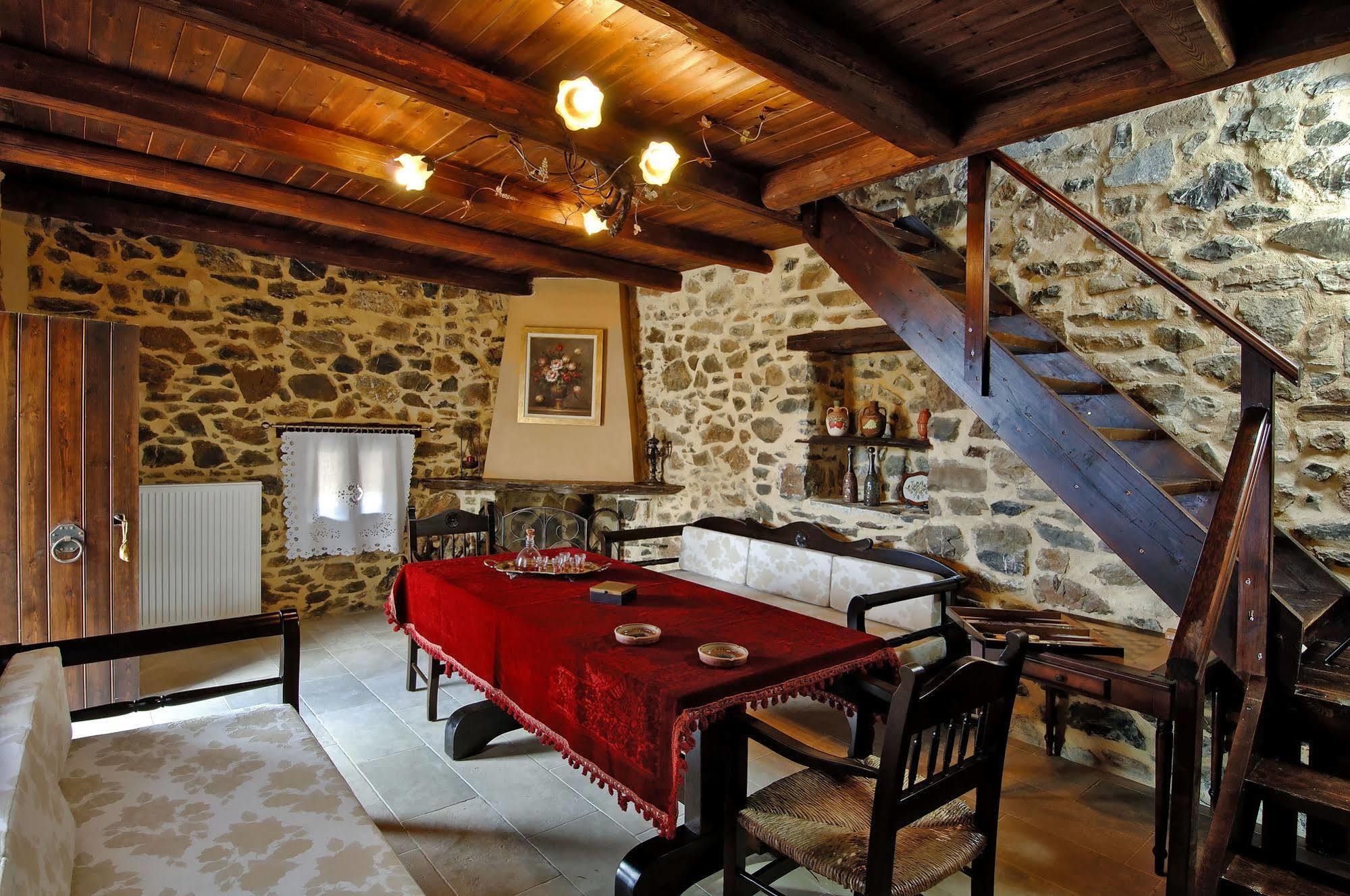 Thalori Traditional Ecotourism Village 4* Kapetaniana