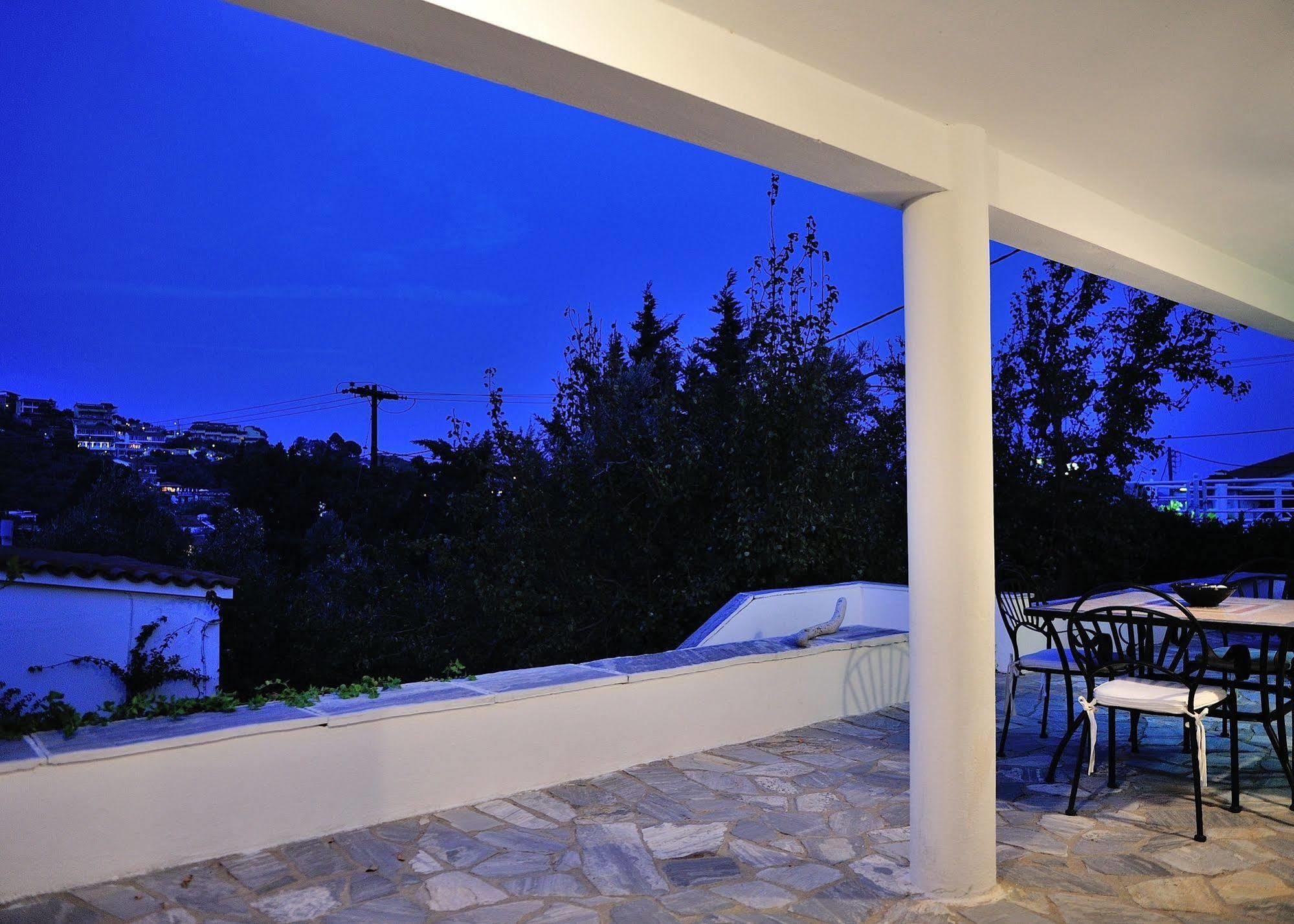 Apartment Ftelia Skiathos Town