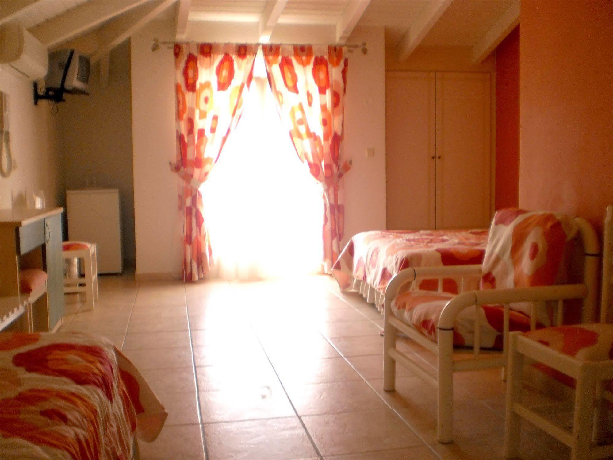 Starlight Hotel 4*