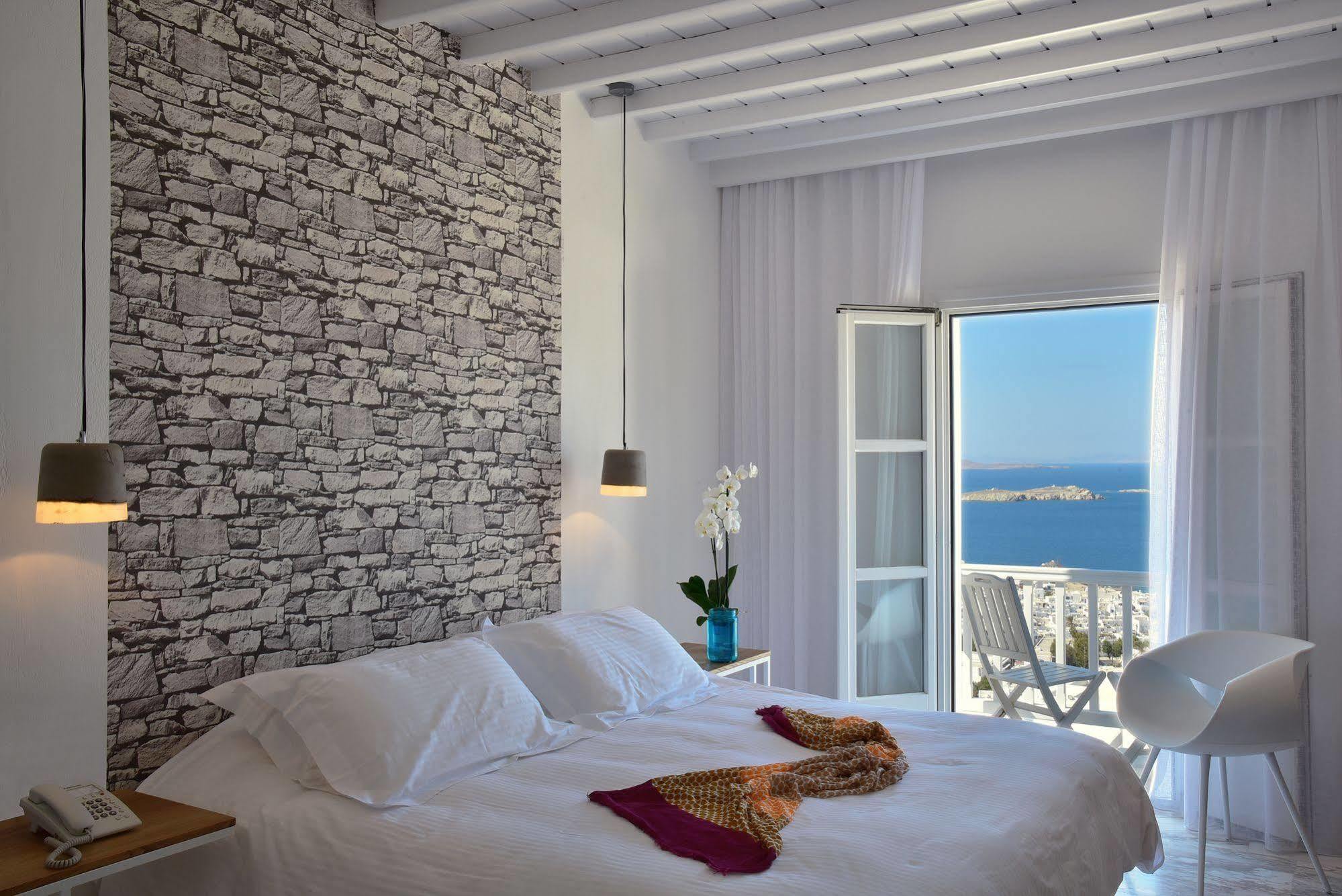 Hermes Mykonos