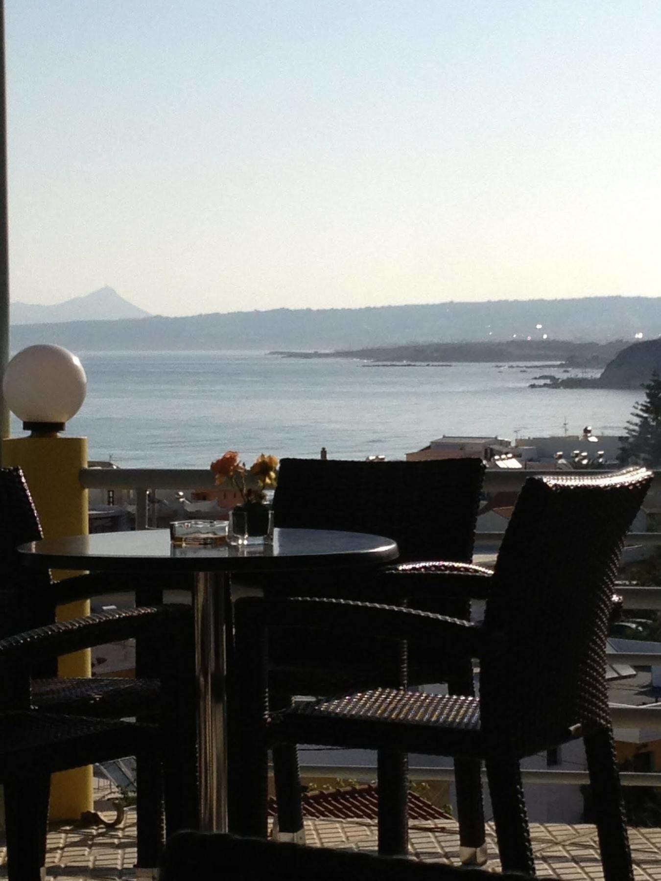 Hermes Sea View Stalos