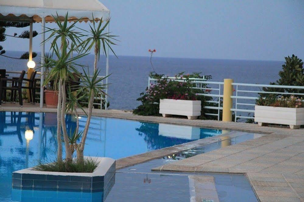Hermes Sea View 3*