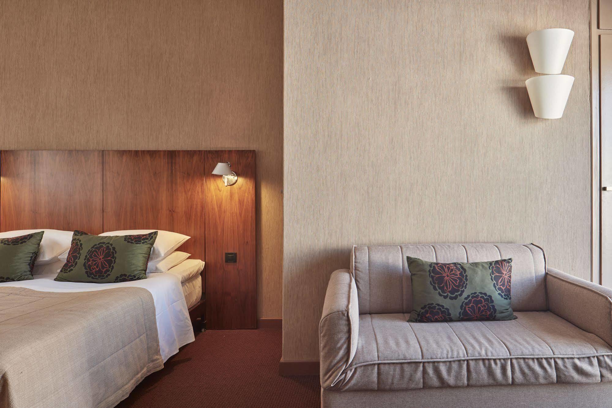 Philippos Hotel 3*
