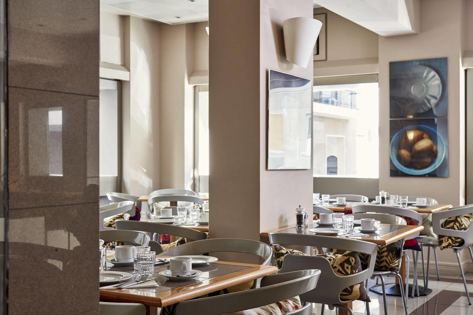 Philippos Hotel 3*