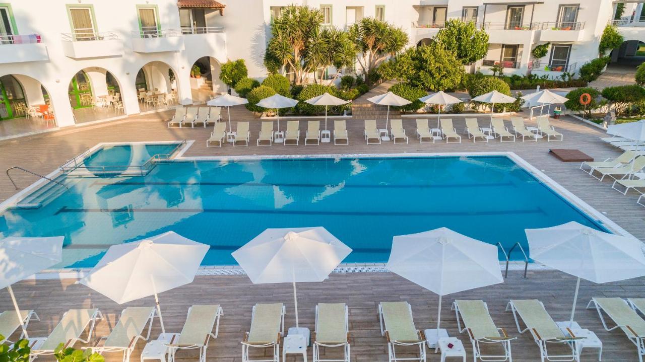 Alexandra Aparthotel 3*