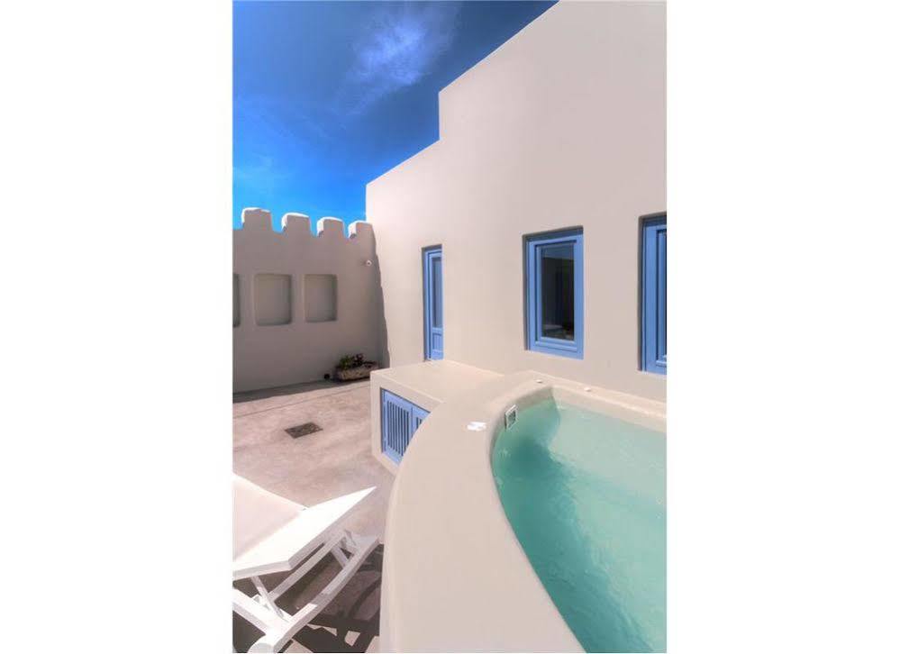 Luna Santorini Villa