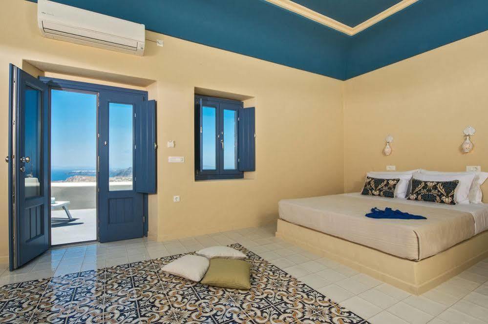 Luna Santorini