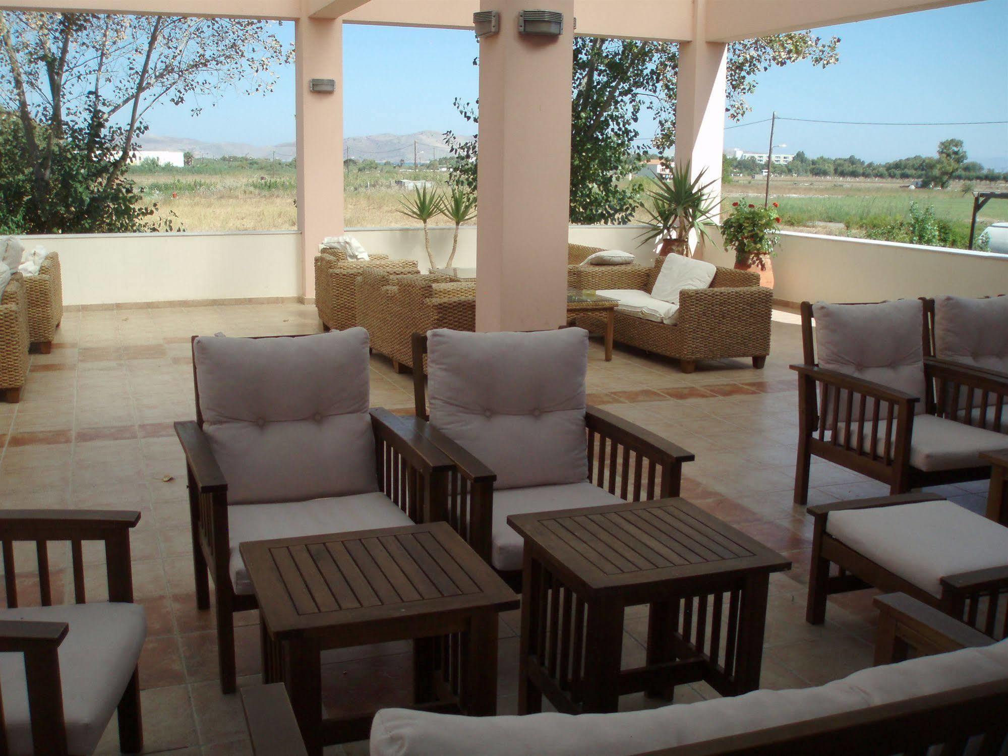 Resort Roseland's 3*