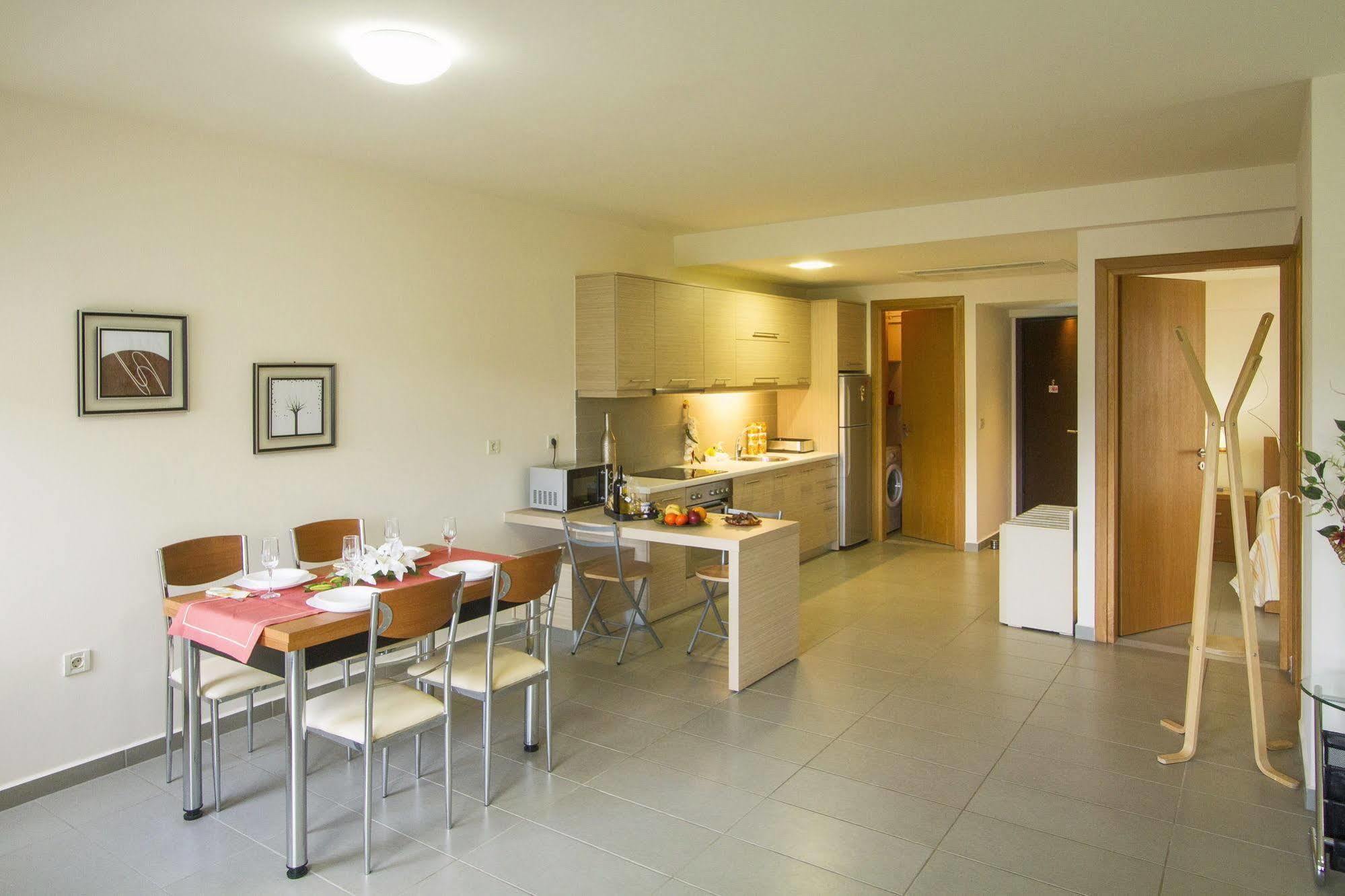 Campagna Mare Apartment *