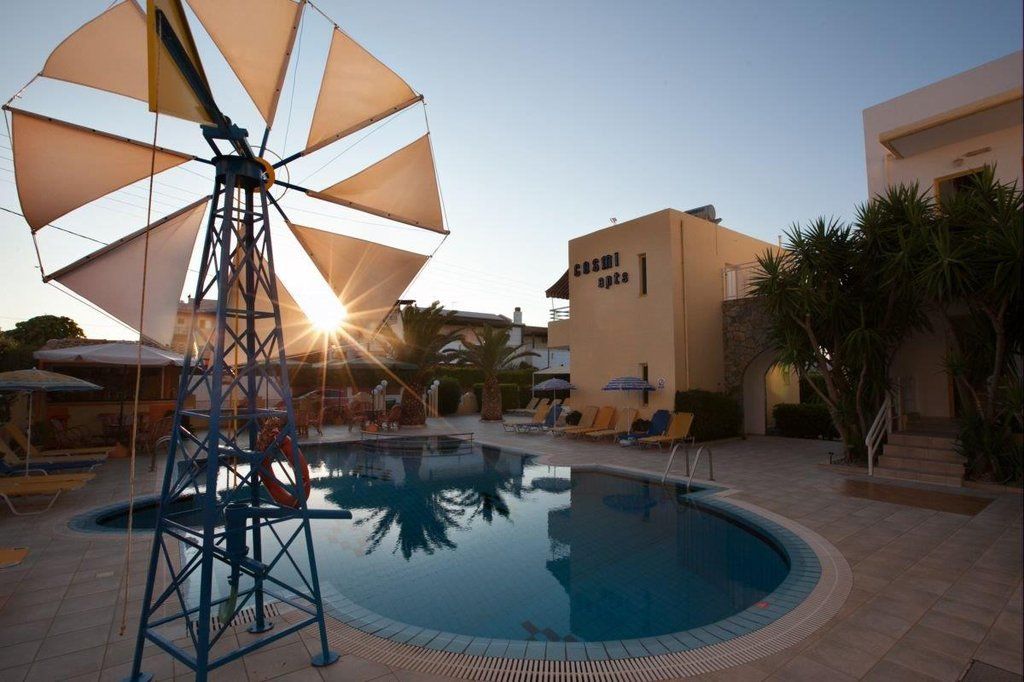 Aparthotel Cosmi Apts By Estia