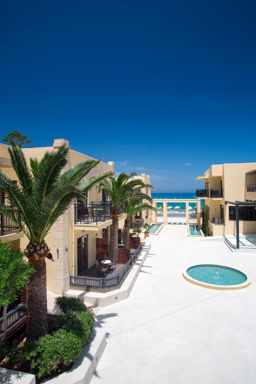 Atlantis Hotel