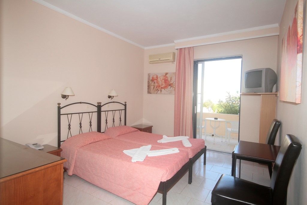 Roseland's Resort 3*