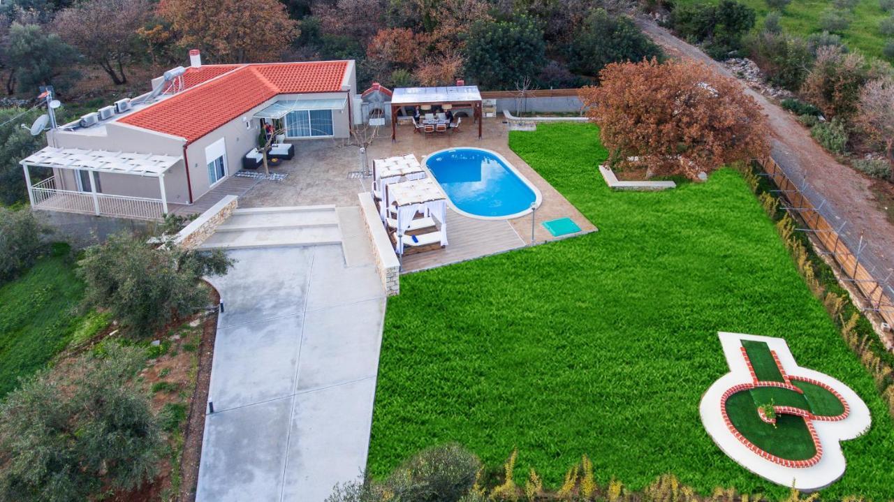 Villa4dreams Villa