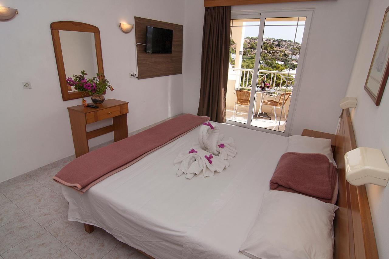 Stella View Studios 3*
