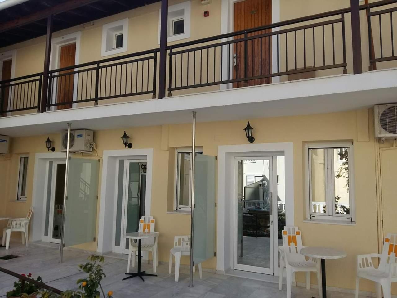 Kaiser Bridge Hotel 3*