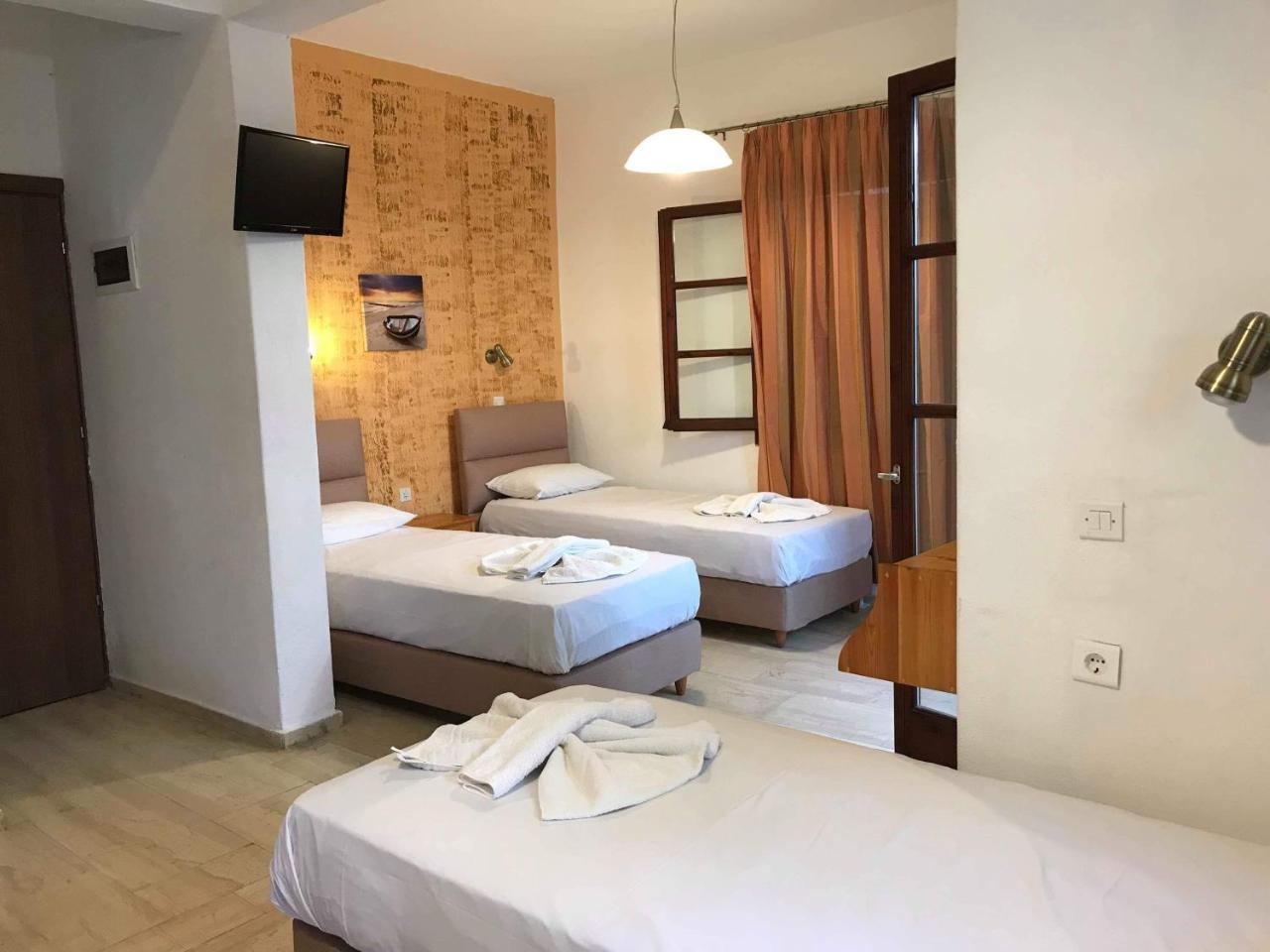 House Vogiatzi * Skiathos Town