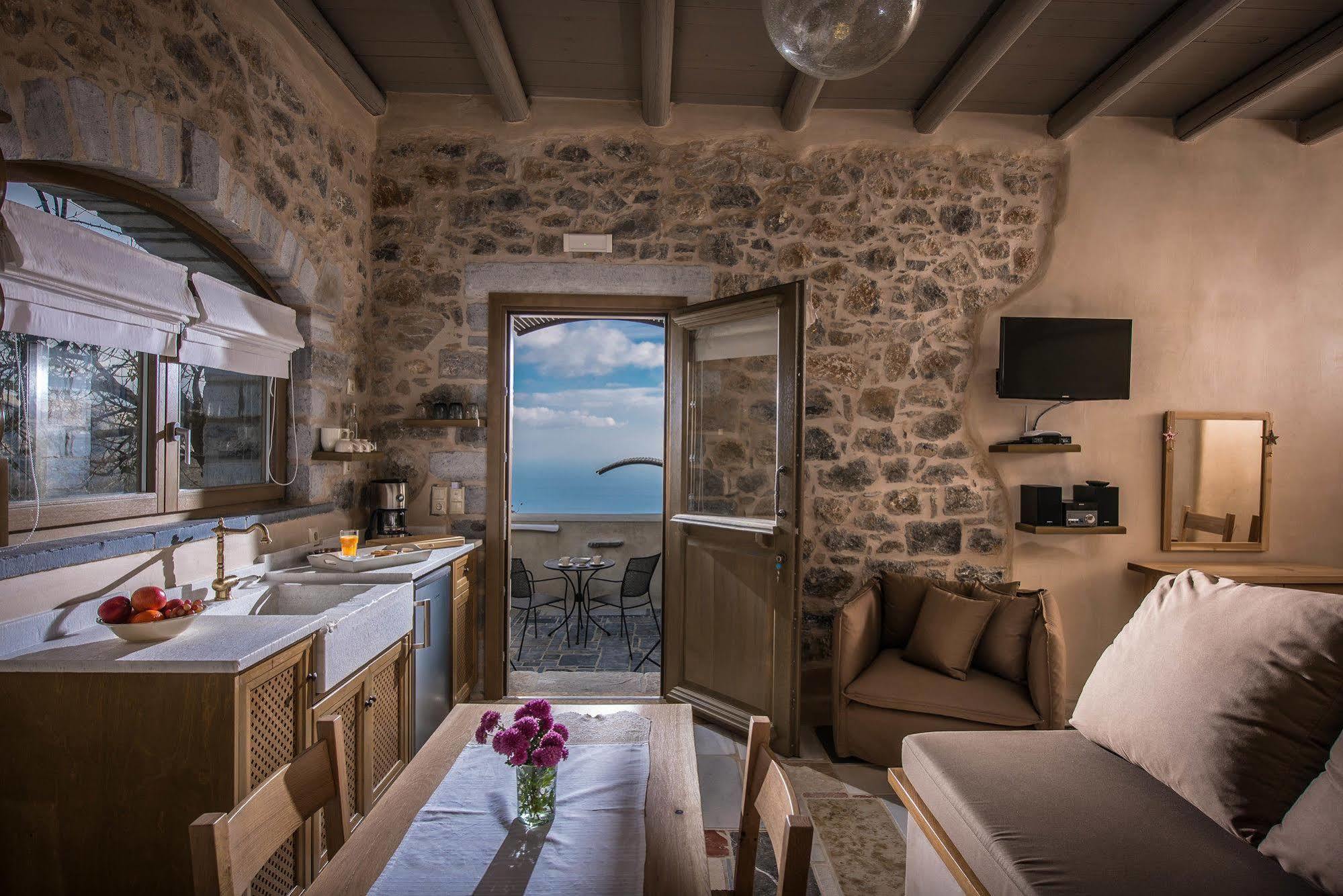 Thalori Traditional Ecotourism Village 4* Kapetaniana