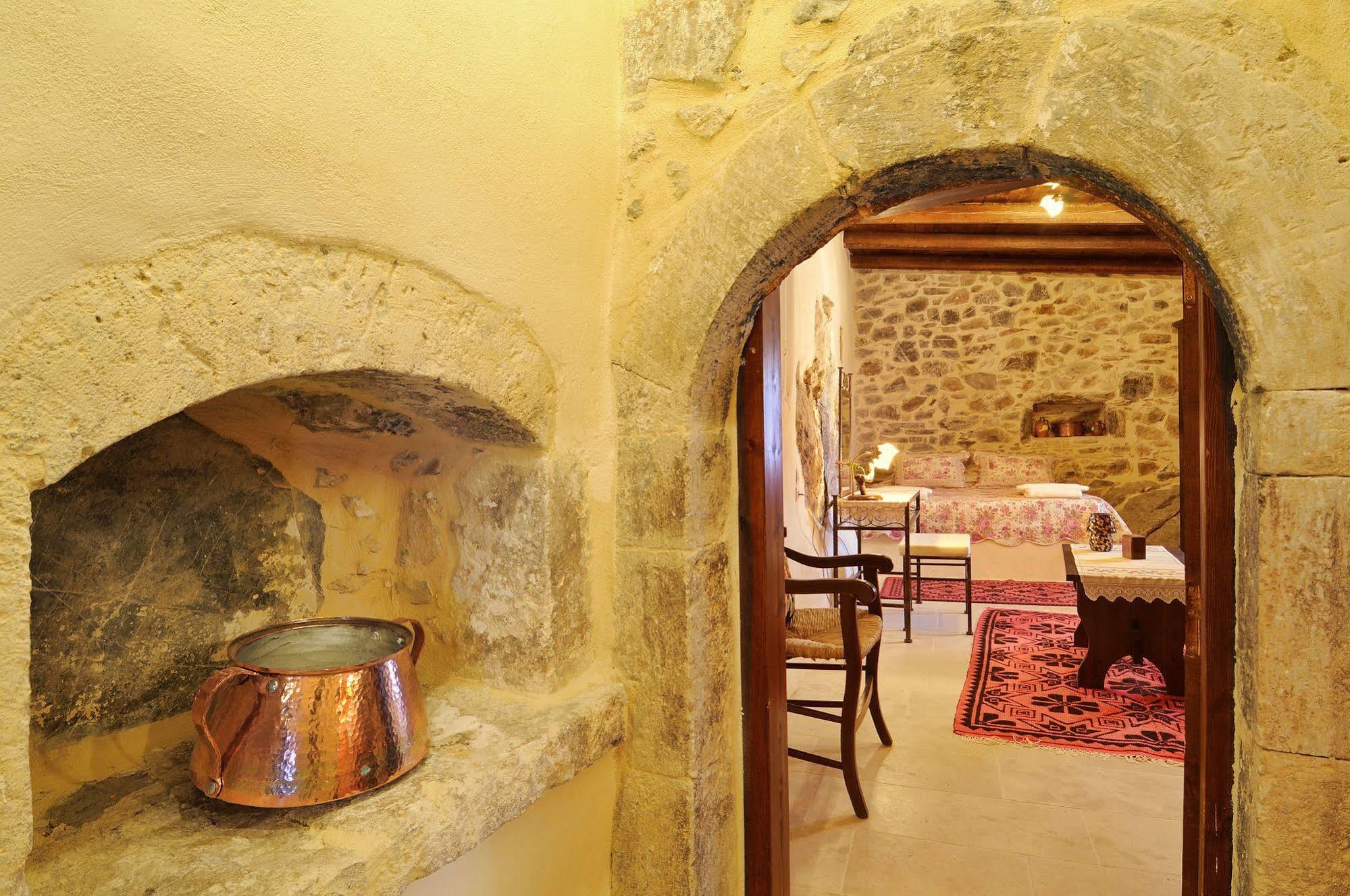 Thalori Traditional Ecotourism Village Aparthotel Kapetaniana