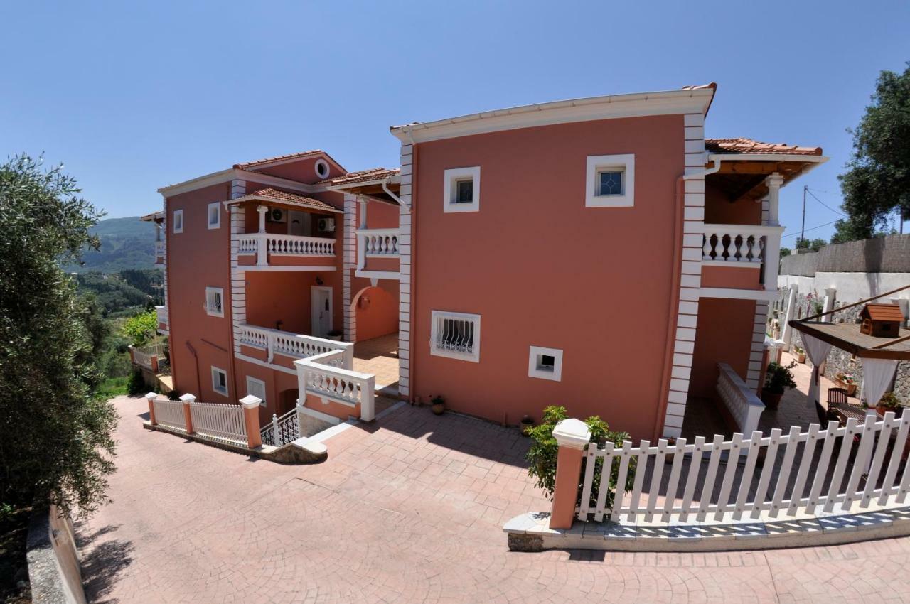 Chrinos House Apartment *