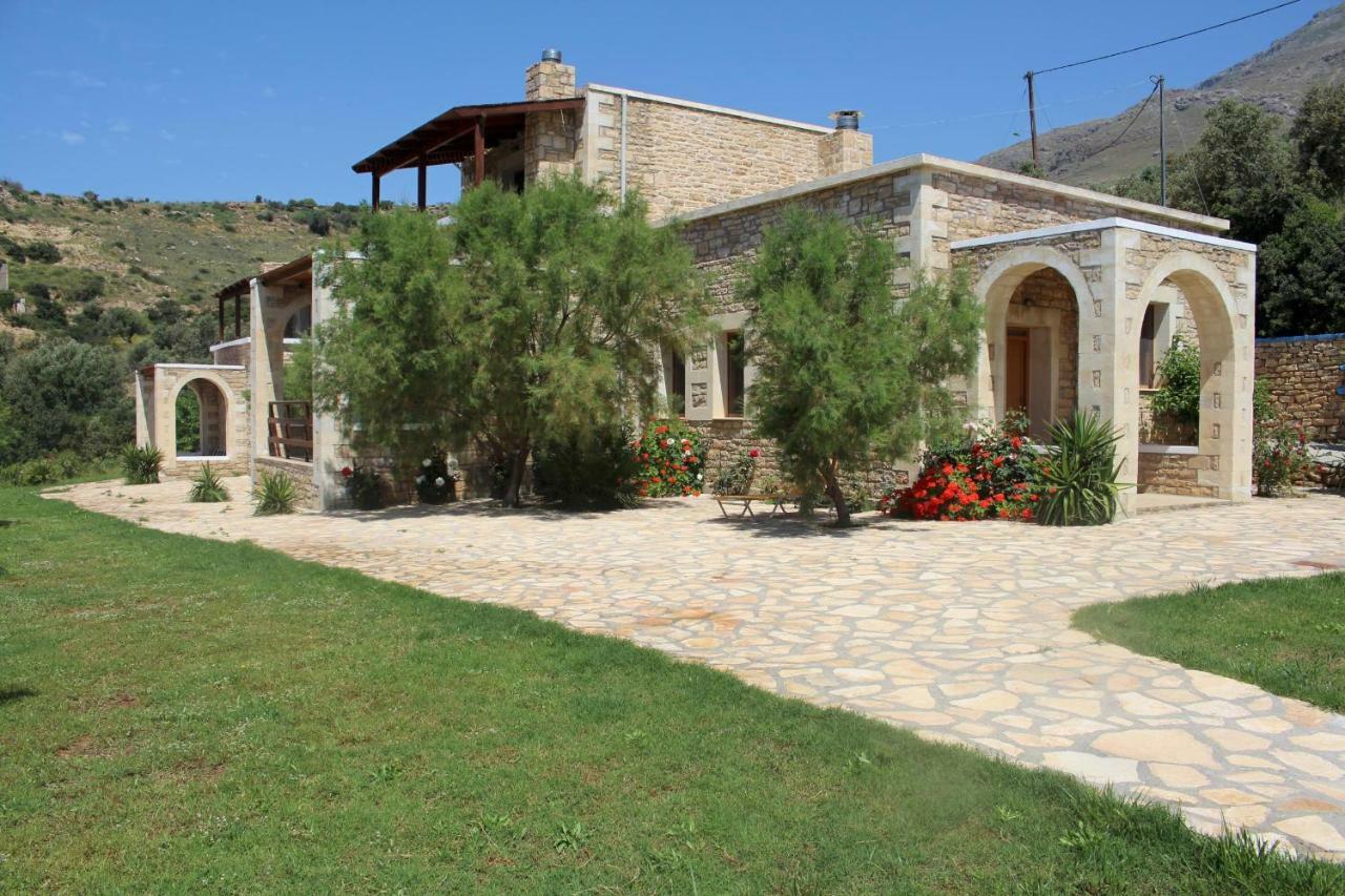 Holiday home Petra-mare *