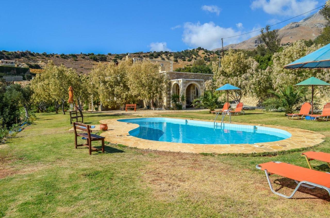 Petra-mare Holiday home