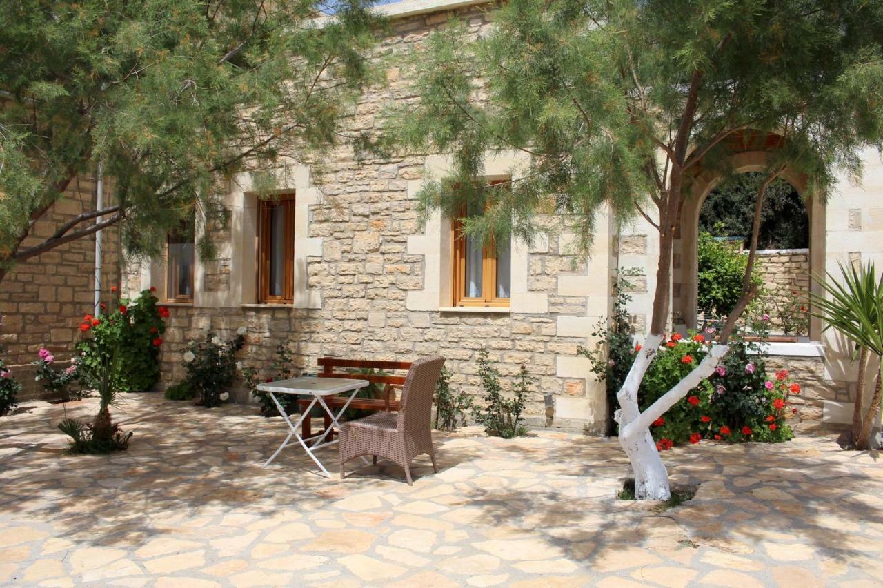 Petra-mare Holiday home